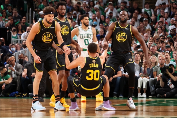 落地成泥 落地成泥