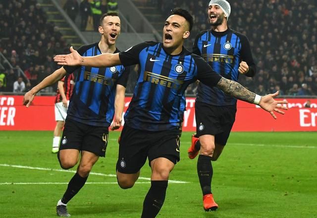 与边路换位 与边路换位